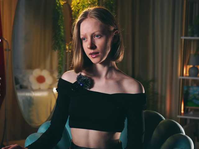 MiaVebes live cam on BongaCams
