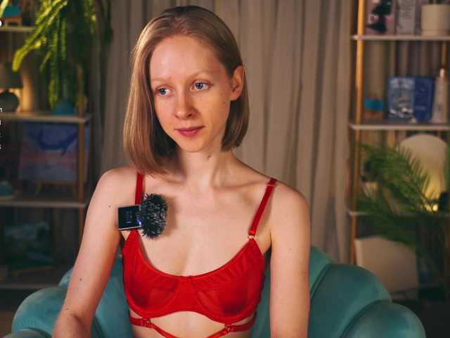 MiaVebes live cam on BongaCams