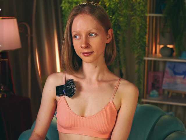 MiaVebes live cam on BongaCams