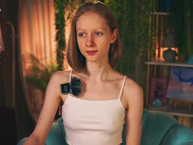 MiaVebes live cam on BongaCams