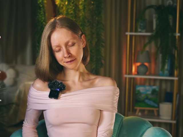 MiaVebes live cam on BongaCams