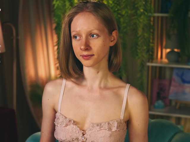 MiaVebes live webcam show