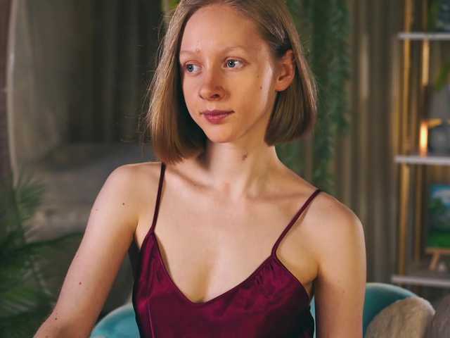 MiaVebes live cam on BongaCams