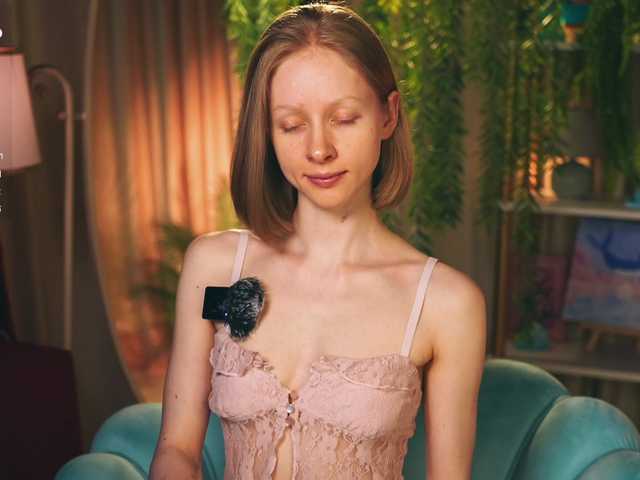 MiaVebes live cam on BongaCams