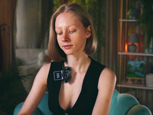 MiaVebes live cam on BongaCams