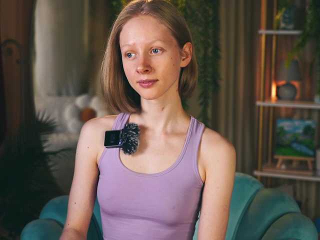 MiaVebes live cam on BongaCams