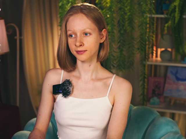 MiaVebes live cam on BongaCams