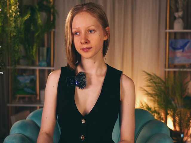 MiaVebes live cam on BongaCams