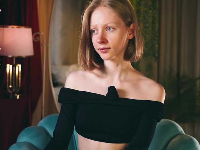 MiaVebes live cam on BongaCams