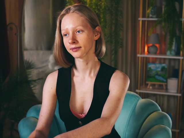 MiaVebes live cam on BongaCams