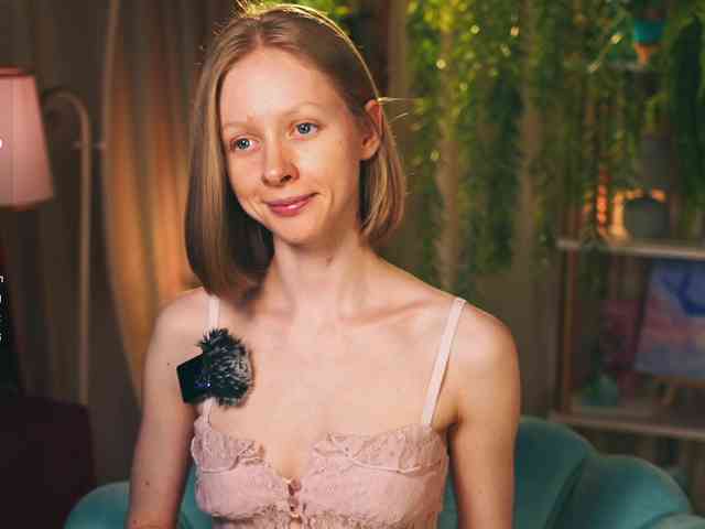 MiaVebes Sex Cam Show
