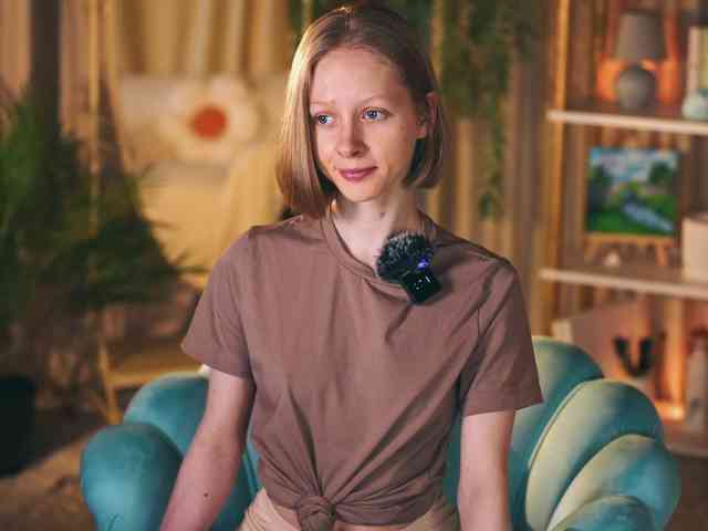 This model is live right now. MiaVebes