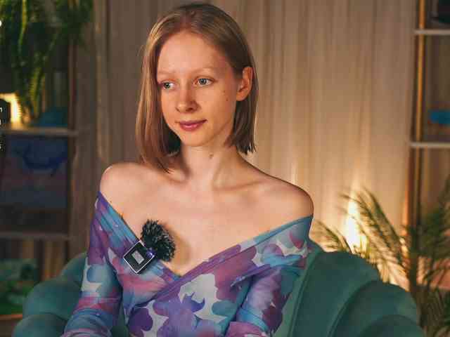 MiaVebes Sex Cam Show