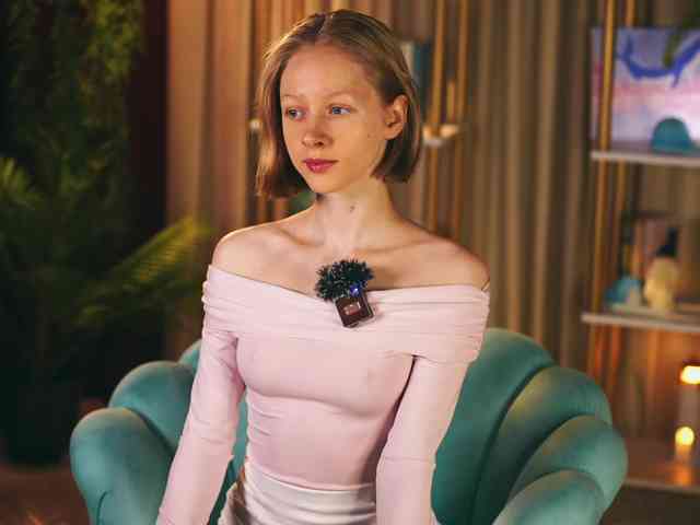Модель: MiaVebes
