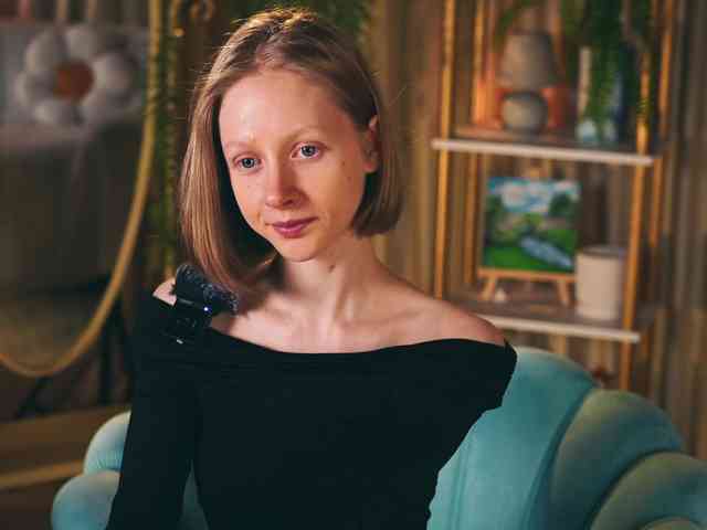 Модель: MiaVebes