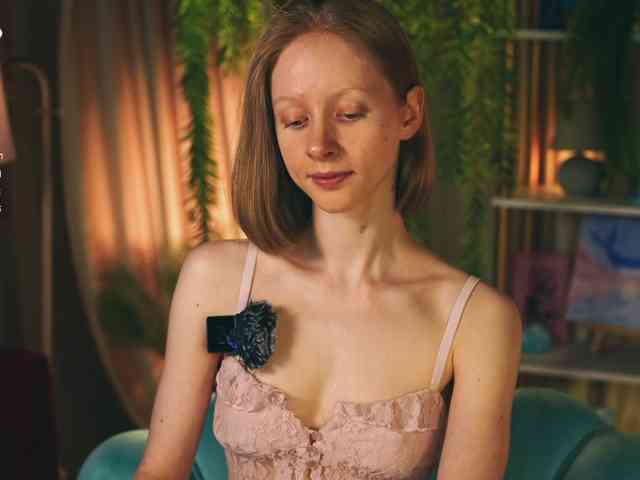 MiaVebes Sex Cam Show