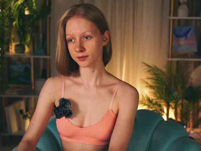 MiaVebes Sex Cam Show