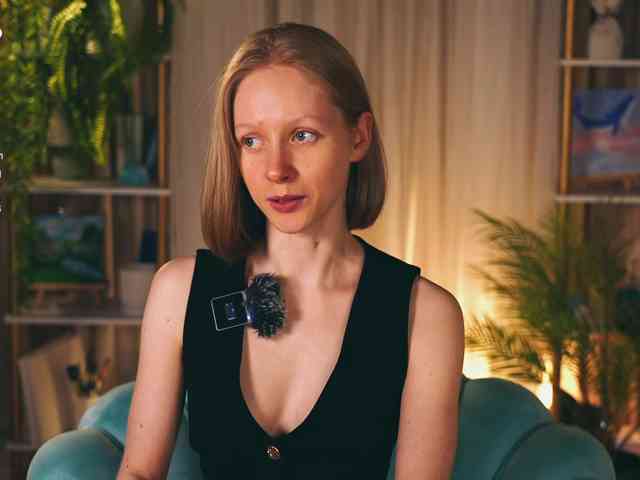 MiaVebes Sex Cam Show