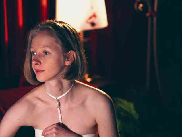 Модель: MiaVebes