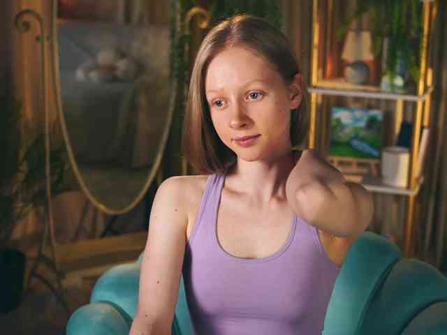 MiaVebes Live Webcam on BongaCams