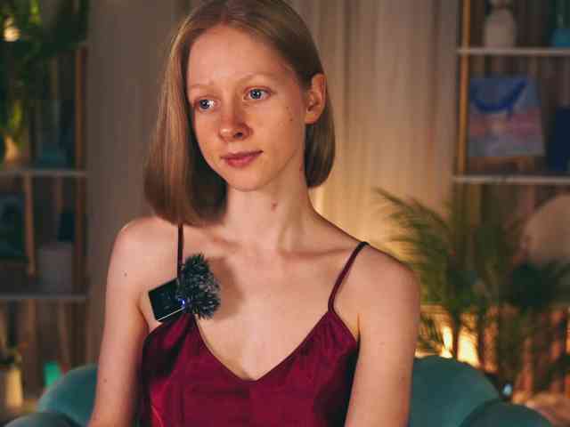 MiaVebes Sex Cam Show