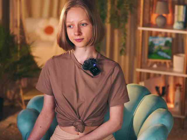 Модель: MiaVebes