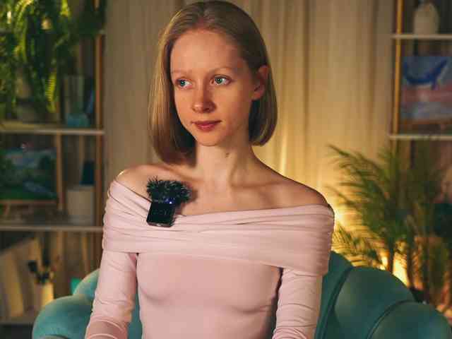 MiaVebes Sex Cam Show