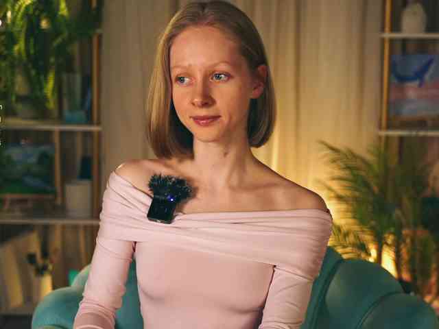 MiaVebes Sex Cam Show