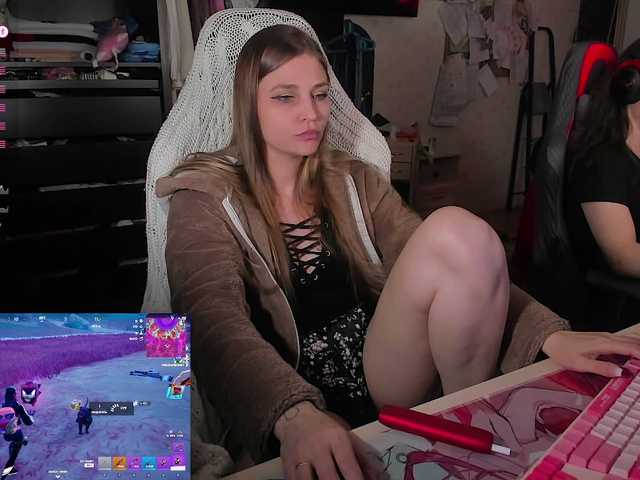 QueenAfina live cam on BongaCams