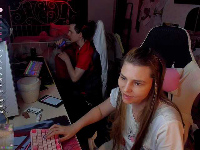 видео QueenAfina
