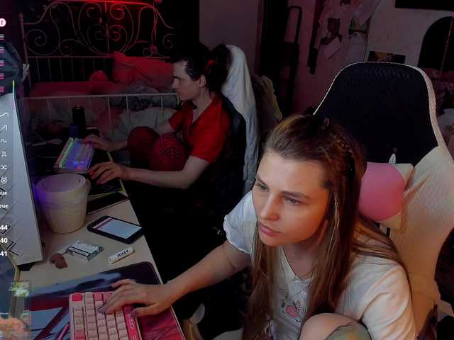 QueenAfina live cam on BongaCams