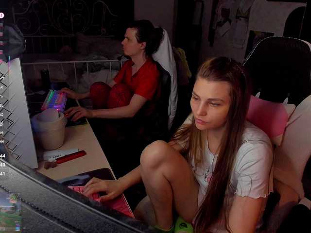 QueenAfina live cam on BongaCams