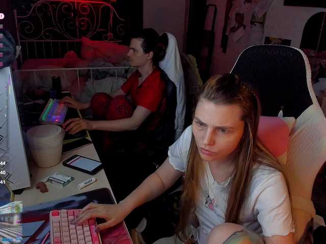 QueenAfina live cam on BongaCams