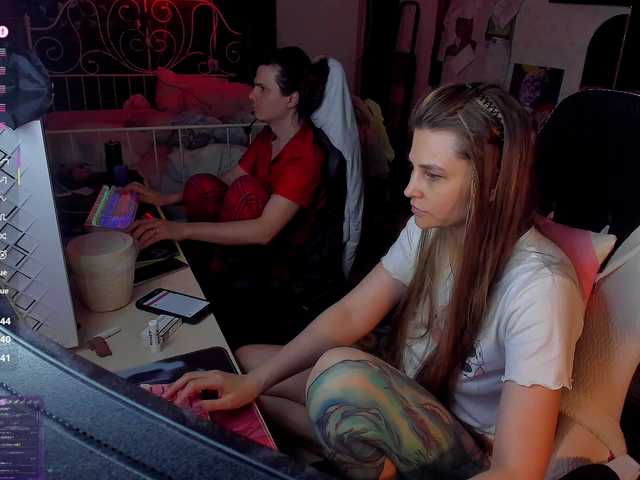 QueenAfina live cam on BongaCams