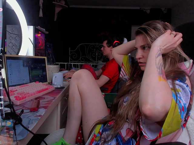 QueenAfina live cam on BongaCams