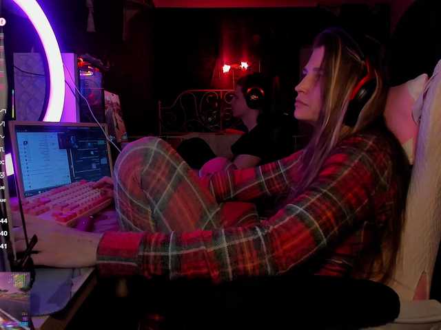 QueenAfina live cam on BongaCams