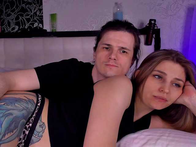 QueenAfina's BongaCams show and profile