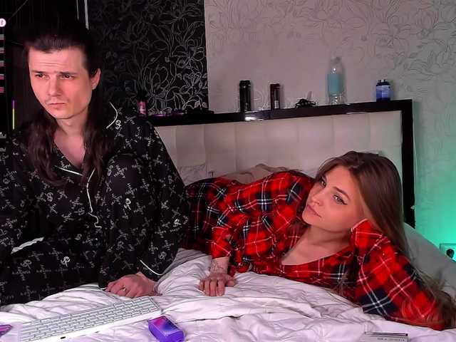 QueenAfina's BongaCams show and profile