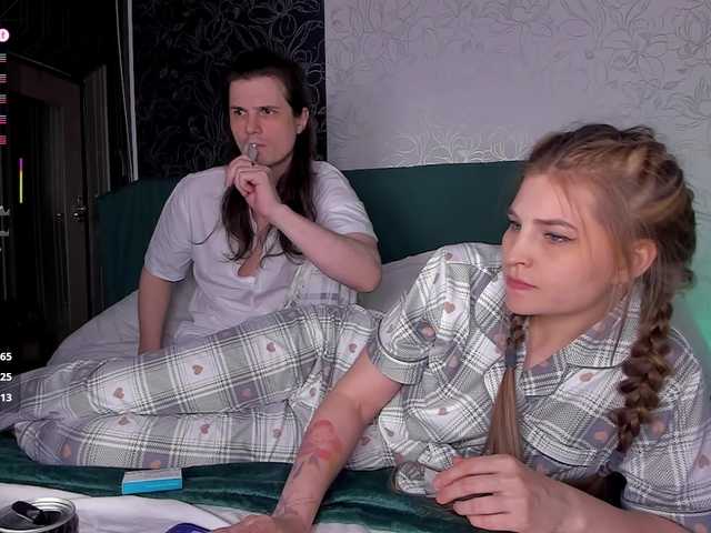 QueenAfina's BongaCams show and profile