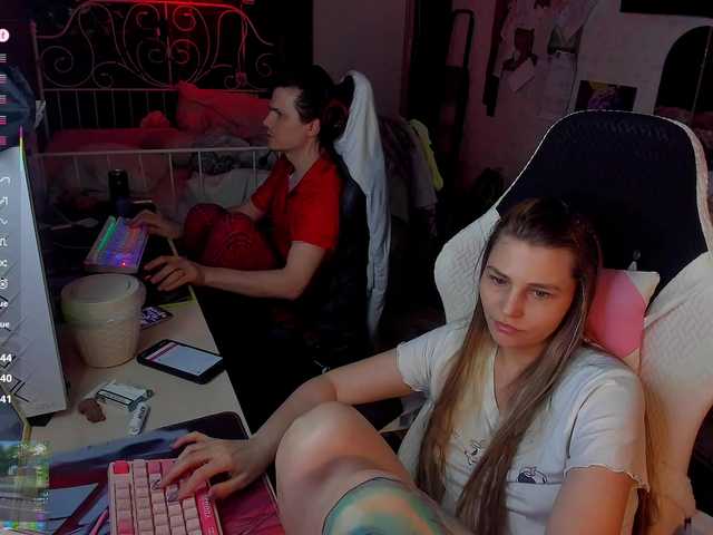 QueenAfina live cam on BongaCams