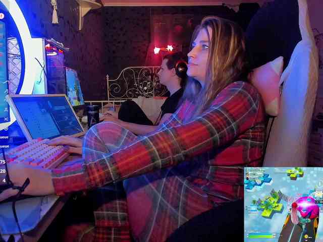 FukinHotCouple webcam