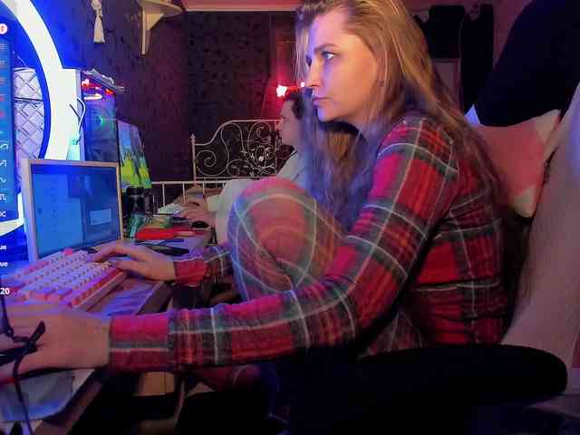 FukinHotCouple webcam