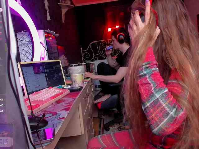 FukinHotCouple webcam