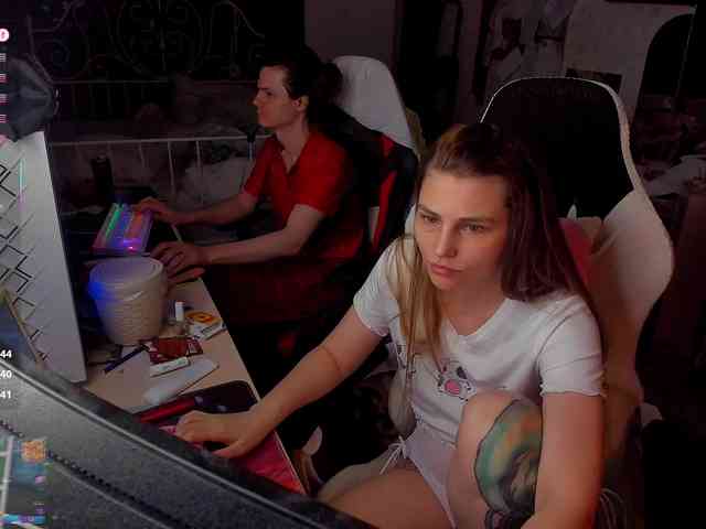FukinHotCouple webcam