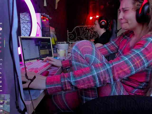 FukinHotCouple webcam