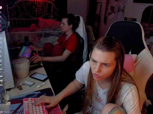 FukinHotCouple webcam