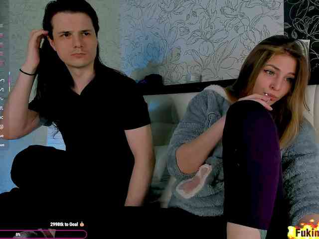 This model is live right now. QueenAfina