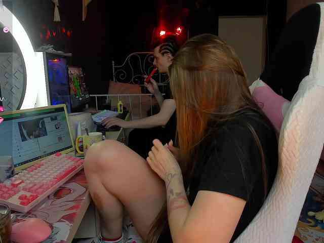 FukinHotCouple