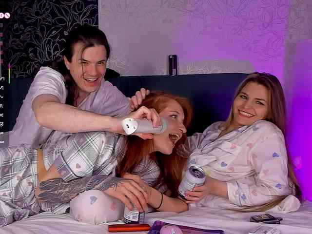 Model: FuckinHotCouple