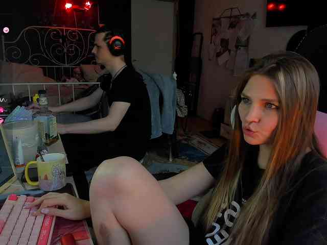 FukinHotCouple